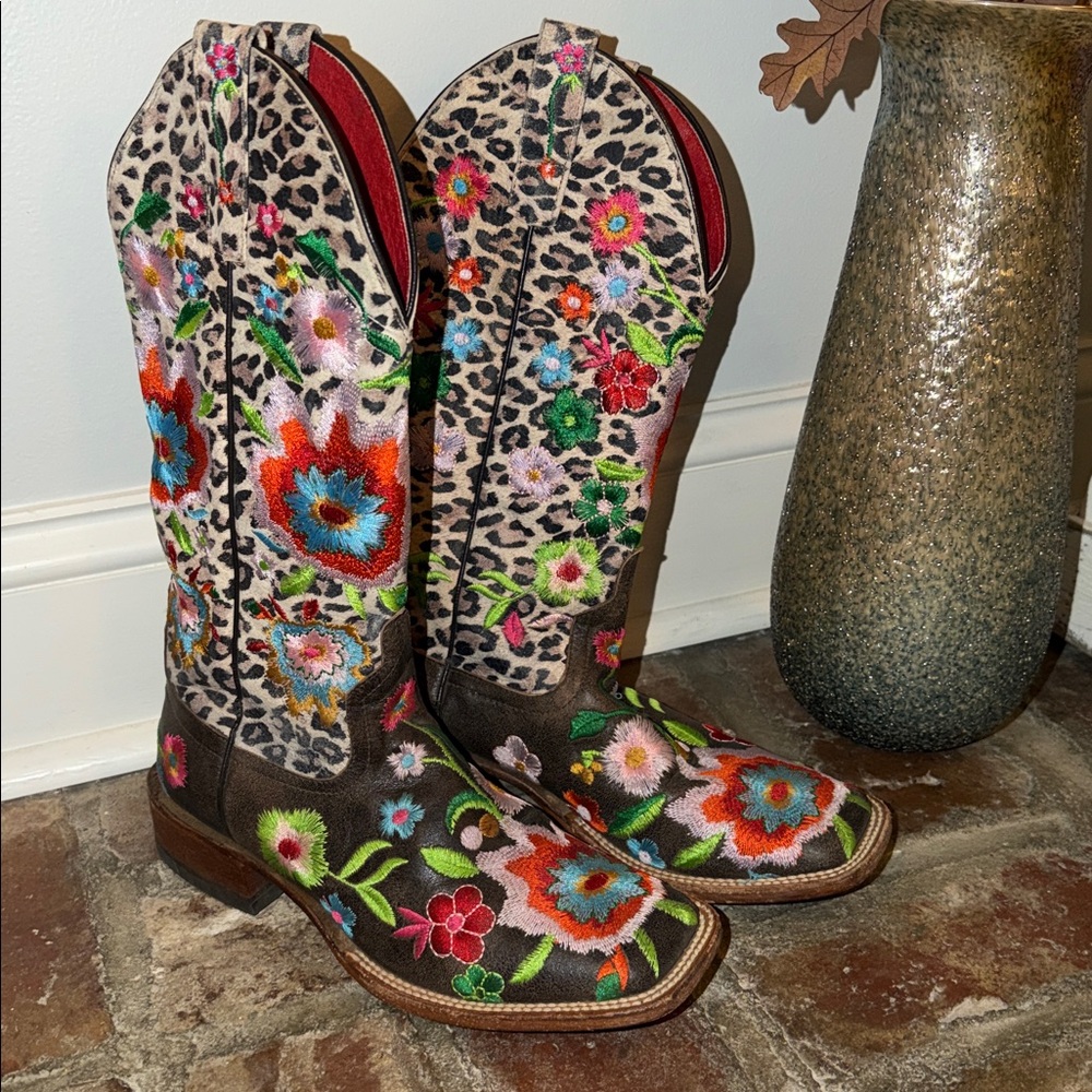 ⭐️Macie Bean Smokey & The Bandit Embroidered Leather Boots⭐️ - Picture 2 of 8